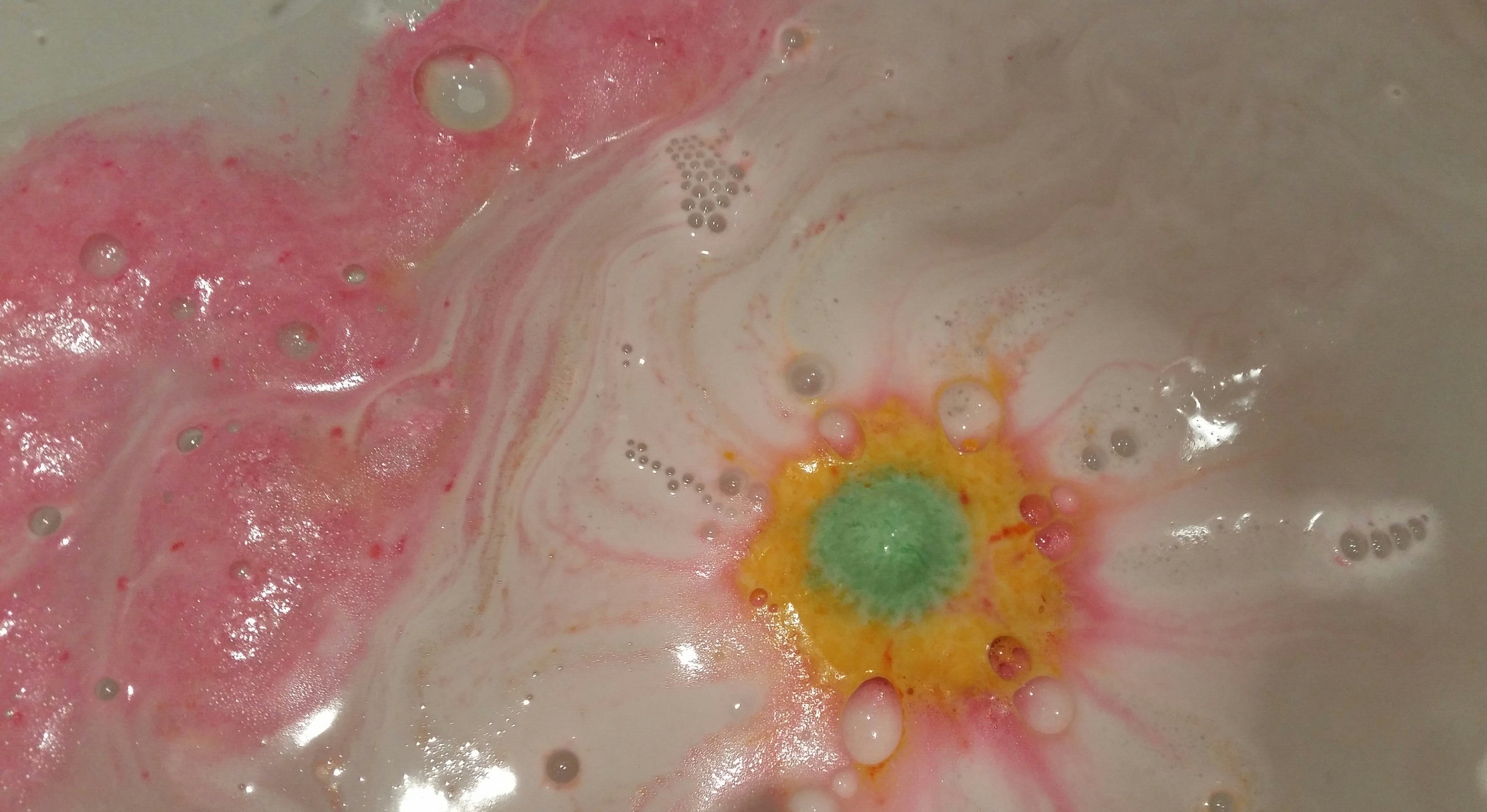 What Causes Bath Bombs To Fizz Bubbly Belle Bath Bombs With Rings